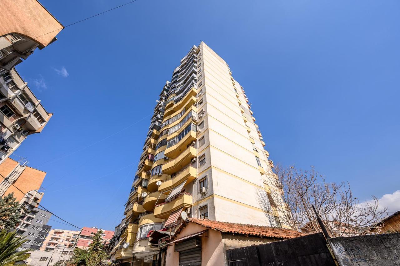 Miku Apartment-Modernly Designed Downtown Tirana Zewnętrze zdjęcie