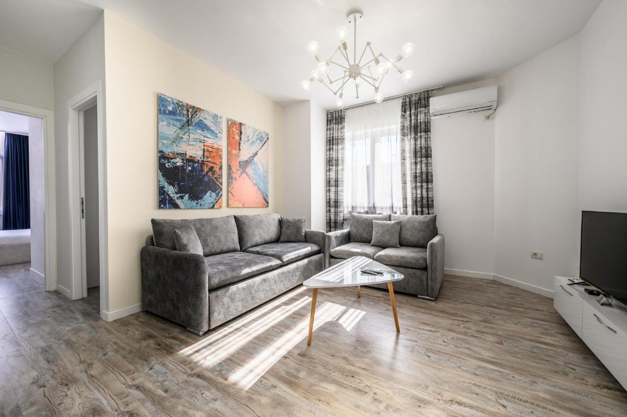 Miku Apartment-Modernly Designed Downtown Tirana Zewnętrze zdjęcie